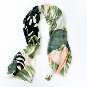 Virginia Wolf Multi-Wear Wrap